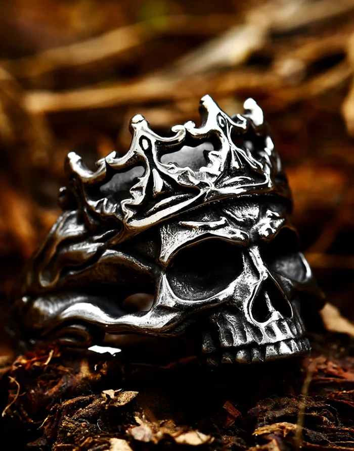 Techwear King Skull Ring
