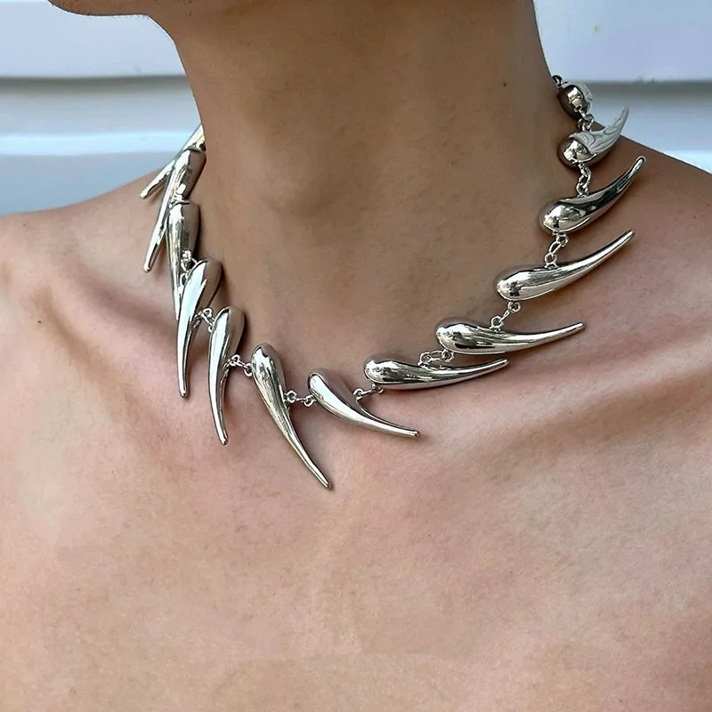 Techwear Spiky Choker