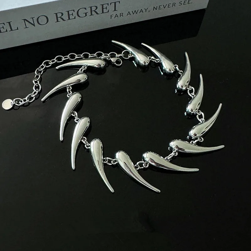 Techwear Spiky Choker
