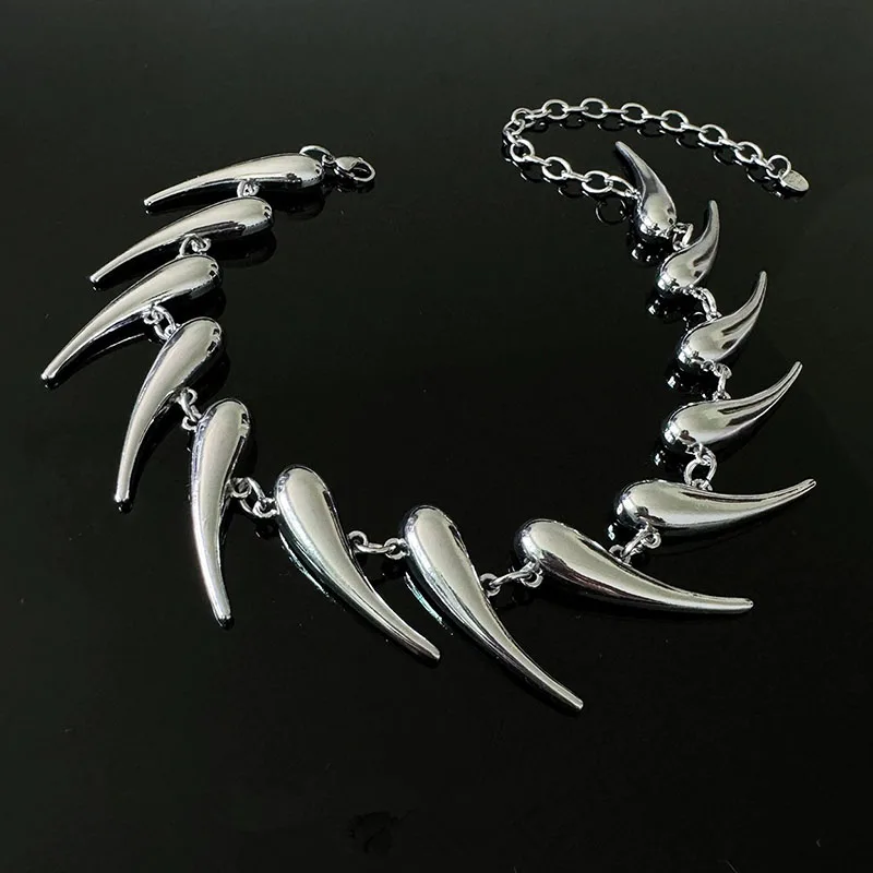 Techwear Spiky Choker