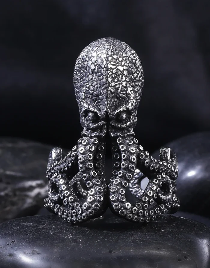 Techwear Octopus Ring