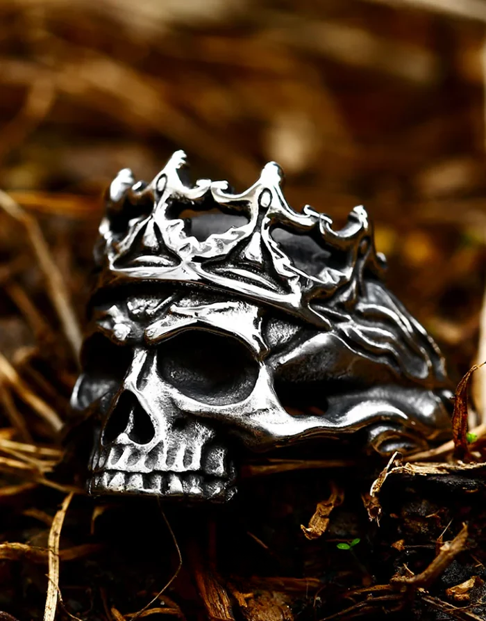 Techwear King Skull Ring