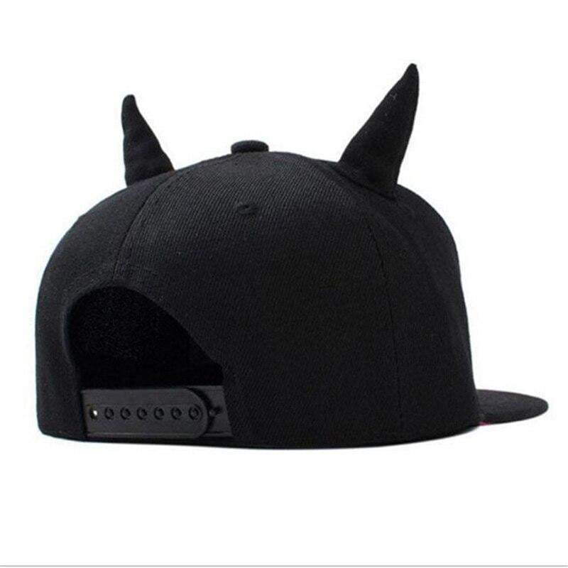 Baseball cap with horns