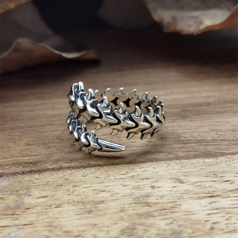 Techwear Centipede Ring