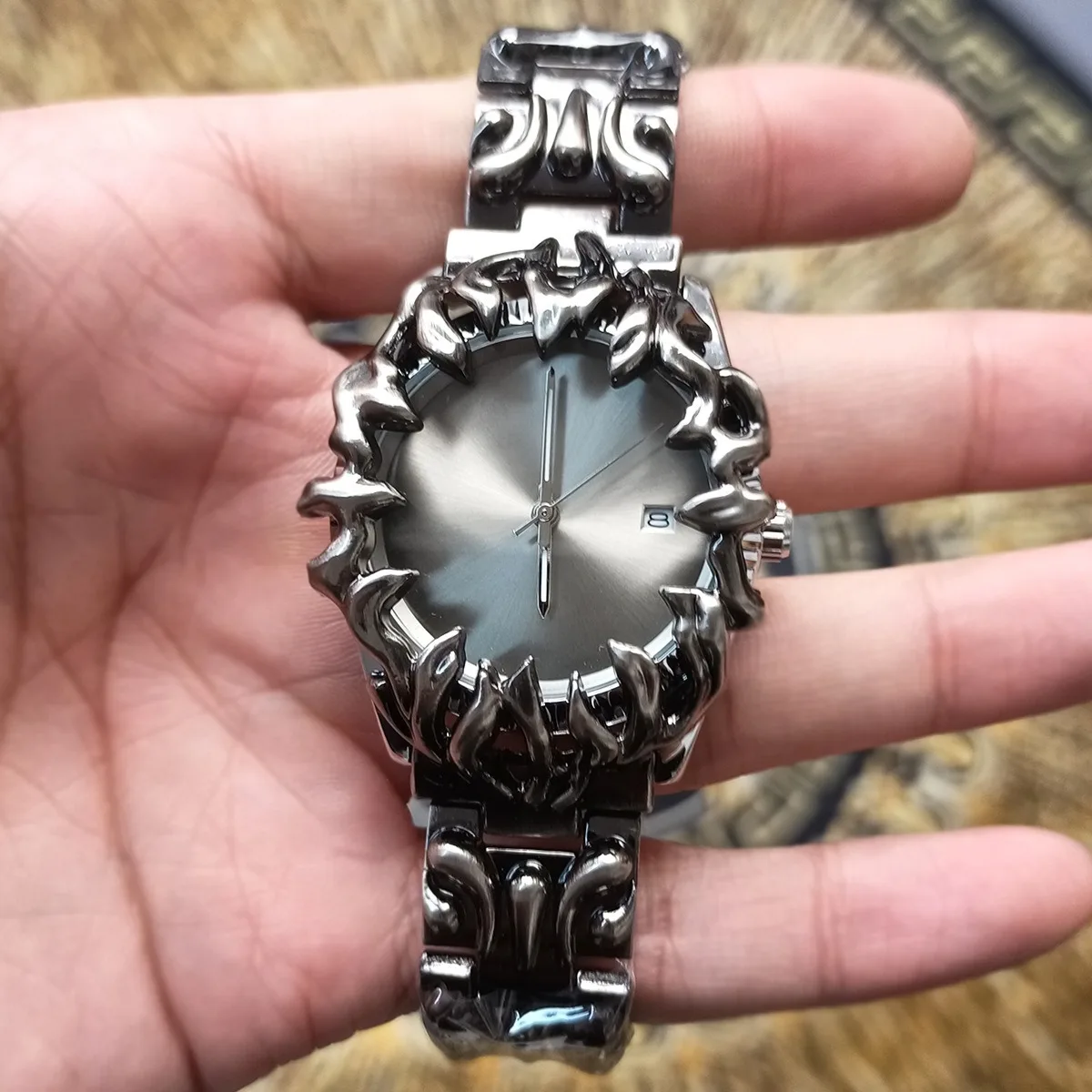 Techwear Claw Watch