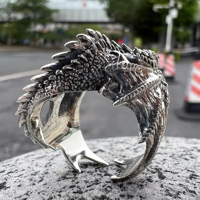 Techwear Dragon Ring
