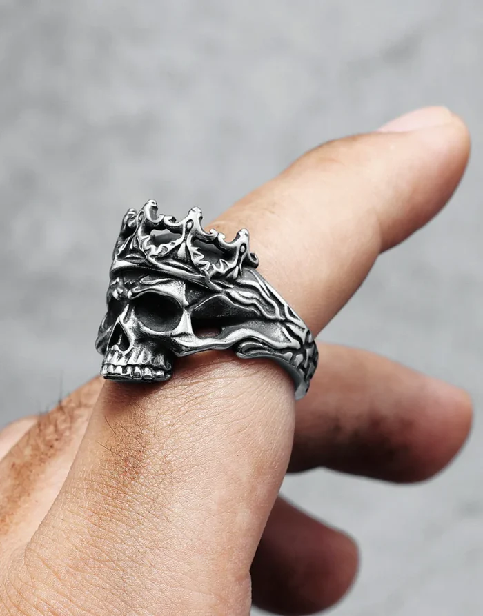 Techwear King Skull Ring