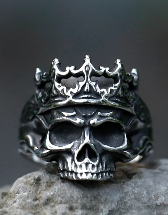 Techwear King Skull Ring