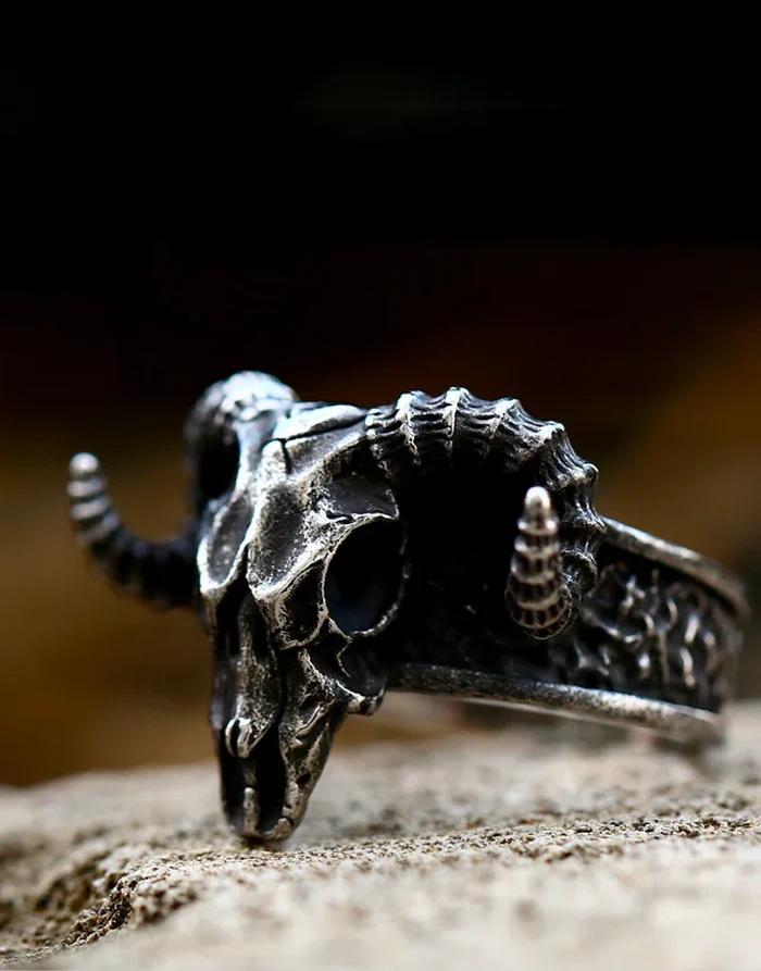 Techwear Ram Skull Ring