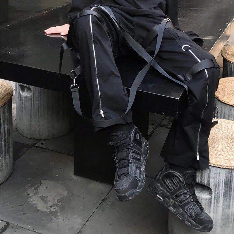 Techwear wide leg cargo pants